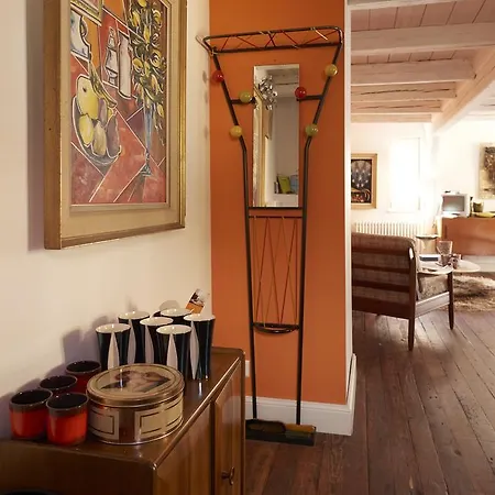 Alojamento de Acomodação e Pequeno-almoço Un Soir D'été - D'hôtes 4*