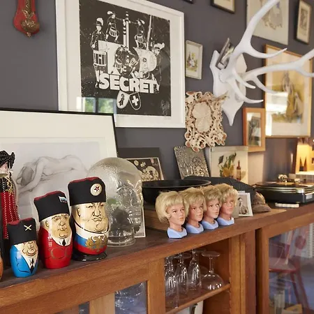 Alojamento de Acomodação e Pequeno-almoço Un Soir D'été - D'hôtes 4*