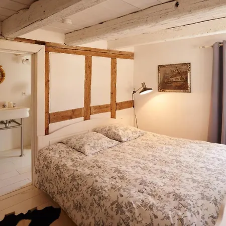 Alojamento de Acomodação e Pequeno-almoço Un Soir D'été - D'hôtes