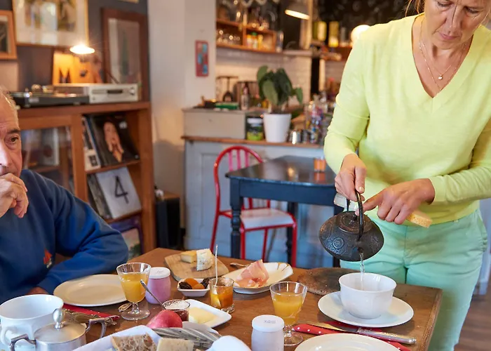 Un Soir D'ete - D'hotes 4*